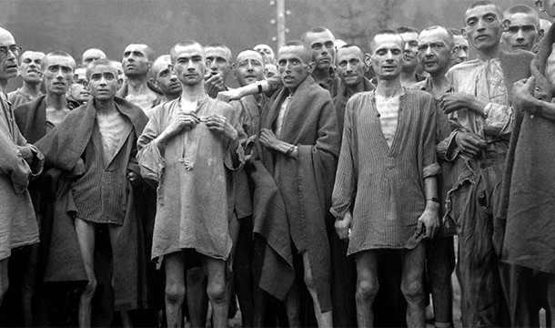 Phát xít Đức và các nước cùng phe đã gây ra cuộc thảm sát Holocaust khiến 6 triệu người thiệt mạng. Theo ước tính, khoảng 1/3 người Do Thái trên thế giới bị giết hại trong cuộc  tàn sát người Do Thái do Hitler khởi xướng.